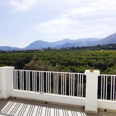 Relax Entre Naranjos Villa *
